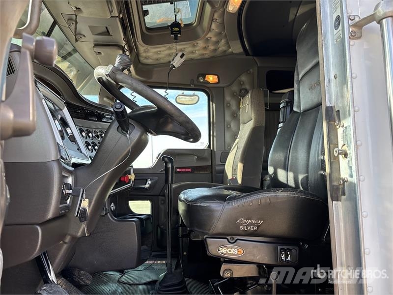 Kenworth T800 6x4 Sleeper Winch Truck Автомобили за пътна помощ