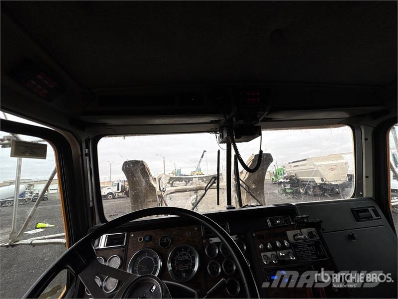 Kenworth T800 6x4 Sleeper Tow Truck Recovery vozila