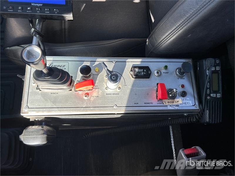 Kenworth T800 6x4 Sleeper Winch Truck Recovery vehicles