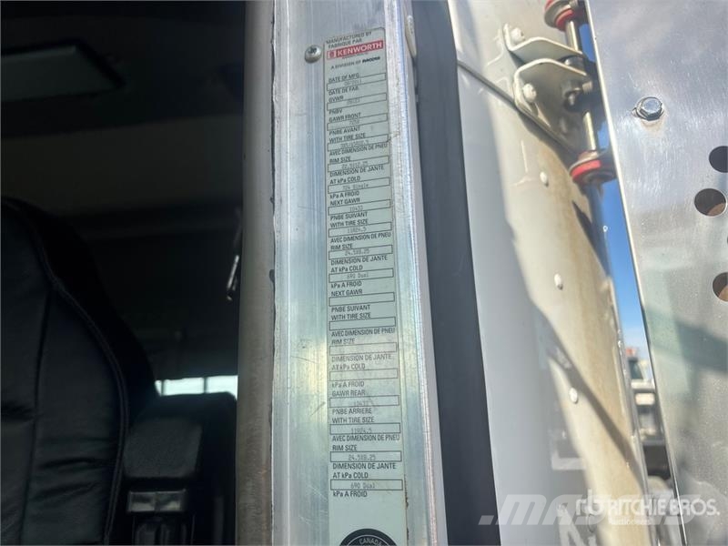 Kenworth T800 6x4 Sleeper Winch Truck Автомобили за пътна помощ