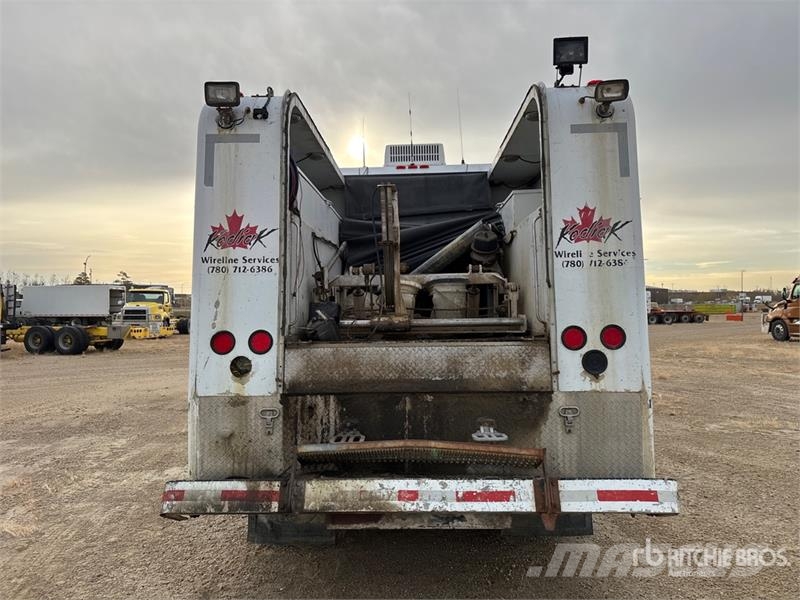 Kenworth T800 6x4 Sleeper Wireline Logging Truck (Inoperabl Perdirbimo įranga