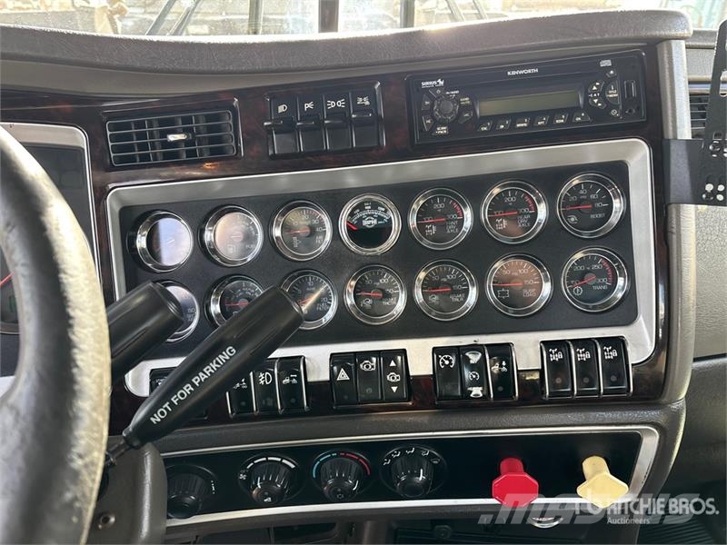Kenworth T800 6x4 Sleeper Winch Truck Автомобили за пътна помощ