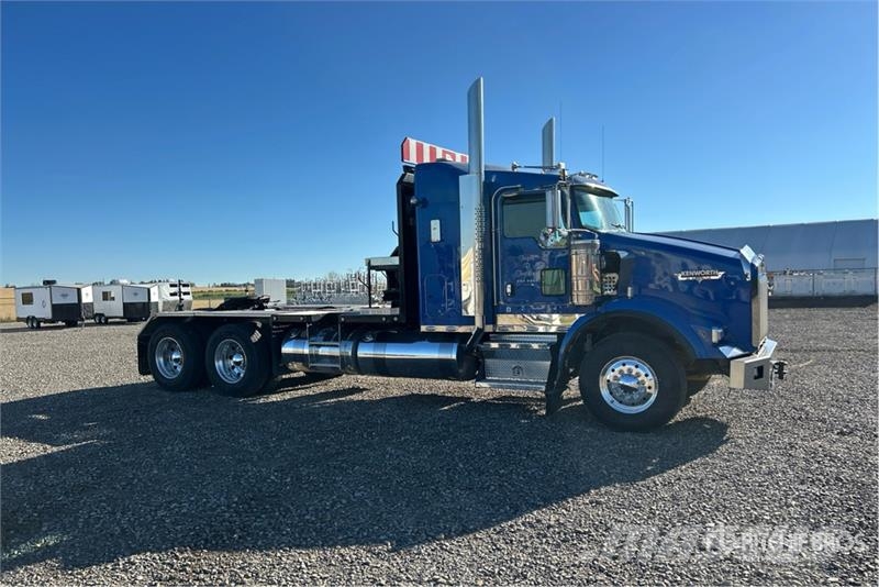 Kenworth T800 6x4 Sleeper Winch Truck Recovery vehicles