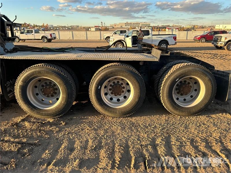 Kenworth T800 8x6 Sleeper Winch Truck Sleepwagens