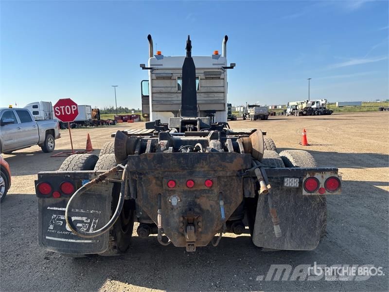 Kenworth T800 8x6 Sleeper Hooklift Truck Vinçli kamyonlar