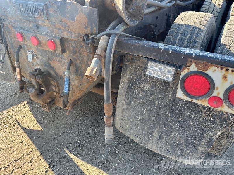 Kenworth T800 8x6 Sleeper Hooklift Truck Vinçli kamyonlar