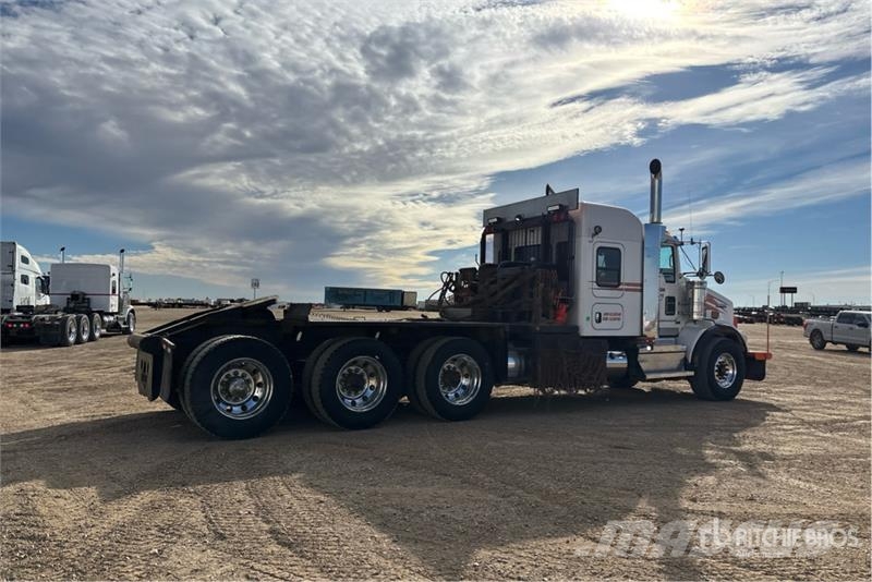 Kenworth T800 8x6 Sleeper Winch Truck 救援车