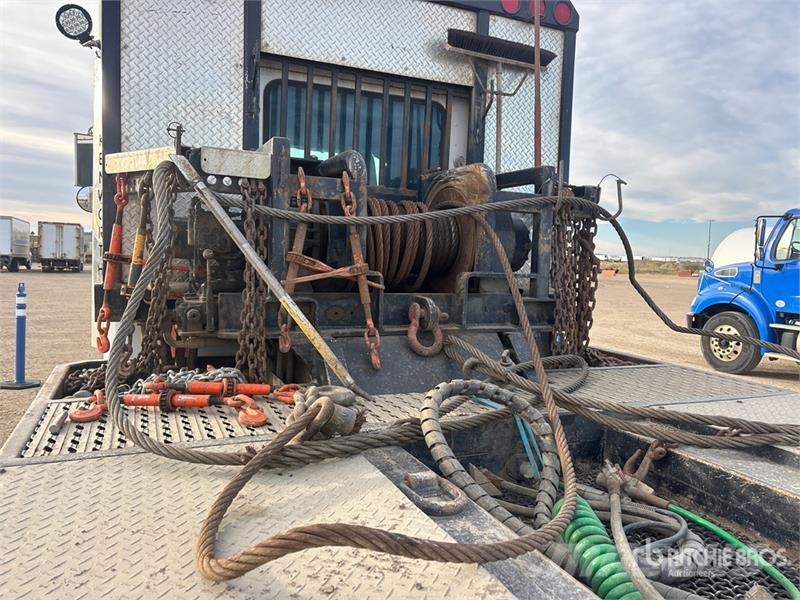Kenworth T800 8x6 Sleeper Winch Truck 救援車