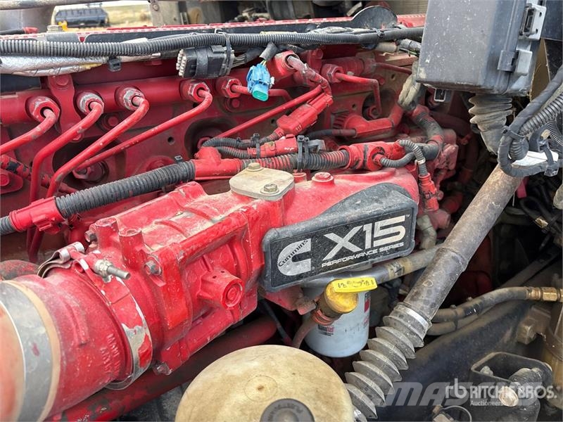 Kenworth T800 8x6 Sleeper Winch Truck 救援车