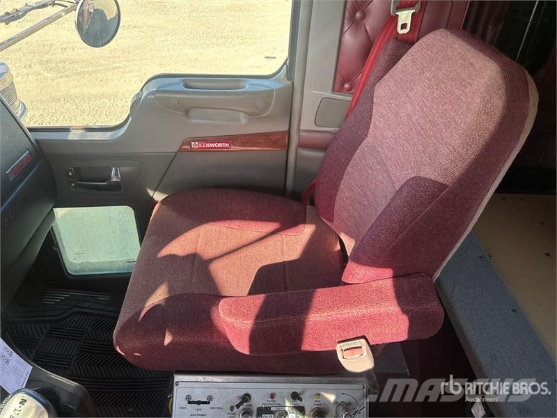 Kenworth T800 8x6 Sleeper Winch Truck Vyslobodzovacie vozidlá