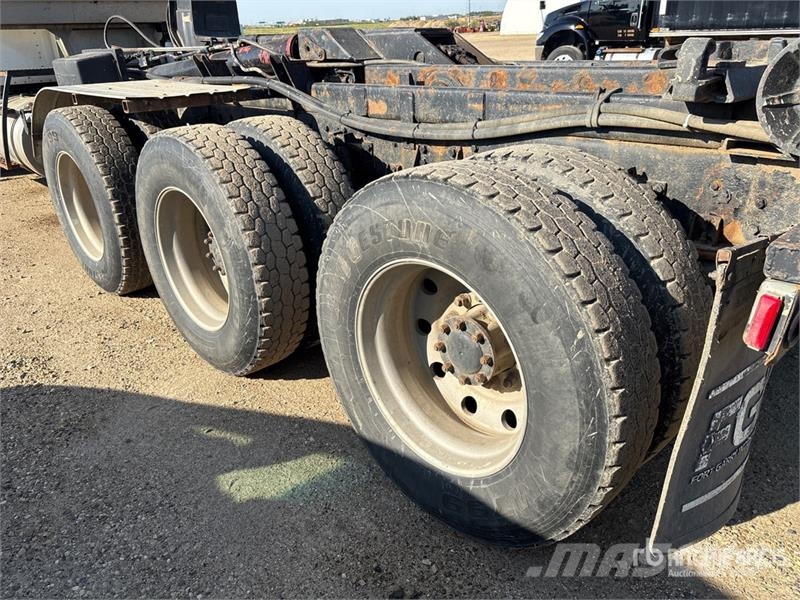 Kenworth T800 8x6 Sleeper Hooklift Truck Vinçli kamyonlar
