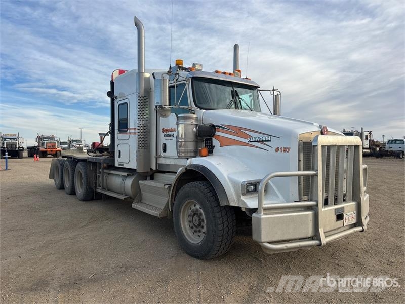 Kenworth T800 8x6 Sleeper Winch Truck 救援車