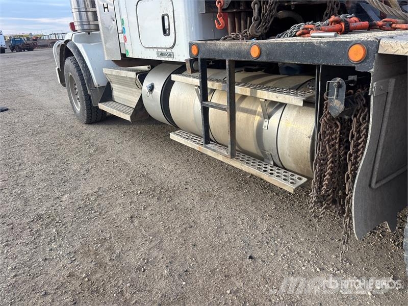 Kenworth T800 8x6 Sleeper Winch Truck 救援車
