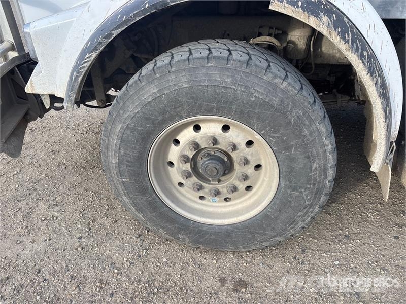 Kenworth T800 8x6 Sleeper Winch Truck 救援車