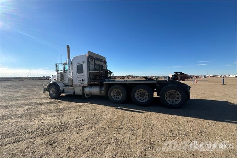 Kenworth T800 8x6 Sleeper Winch Truck Sleepwagens
