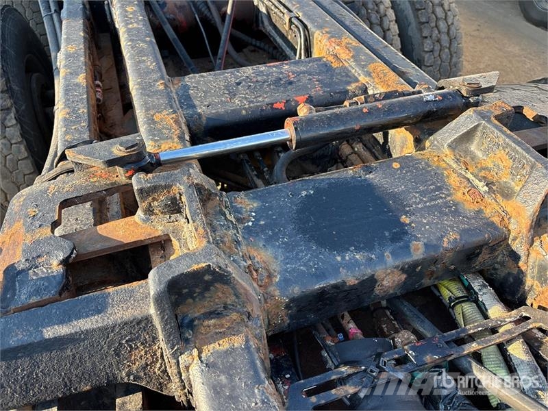 Kenworth T800 8x6 Sleeper Hooklift Truck Камиони с кран с кука