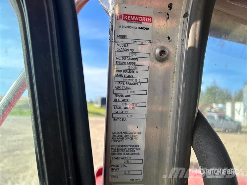 Kenworth T800 8x6 Sleeper Winch Truck Vyslobodzovacie vozidlá