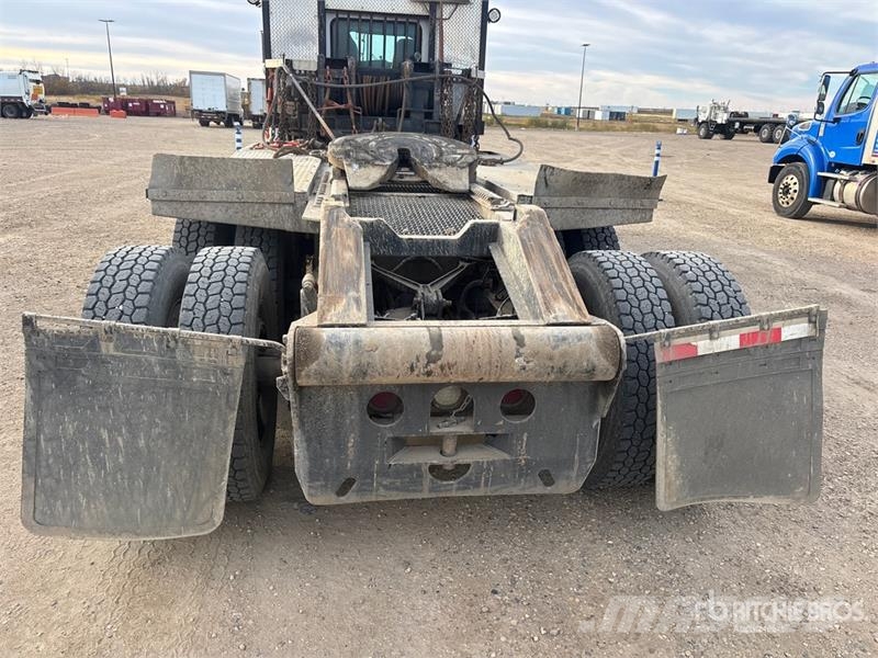 Kenworth T800 8x6 Sleeper Winch Truck 救援車