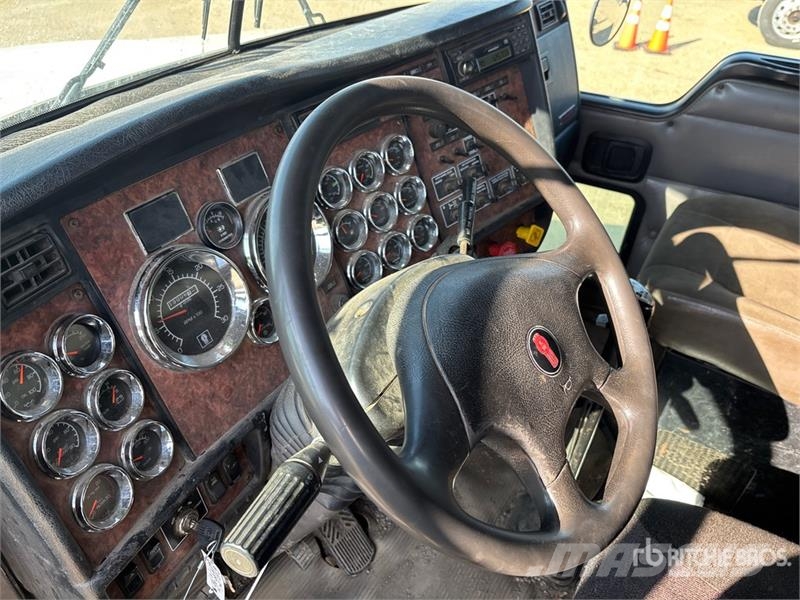 Kenworth T800 8x6 Sleeper Hooklift Truck Vinçli kamyonlar