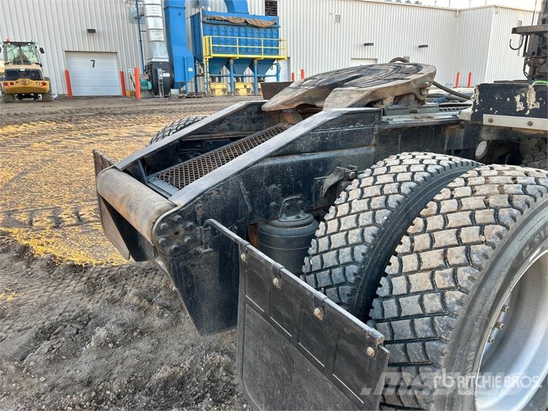 Kenworth T800 8x6 Sleeper Winch Truck Sleepwagens