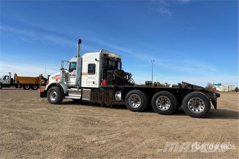 Kenworth T800 8x6 Sleeper Winch Truck 救援车