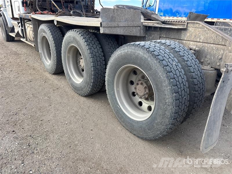 Kenworth T800 8x6 Sleeper Winch Truck 救援車