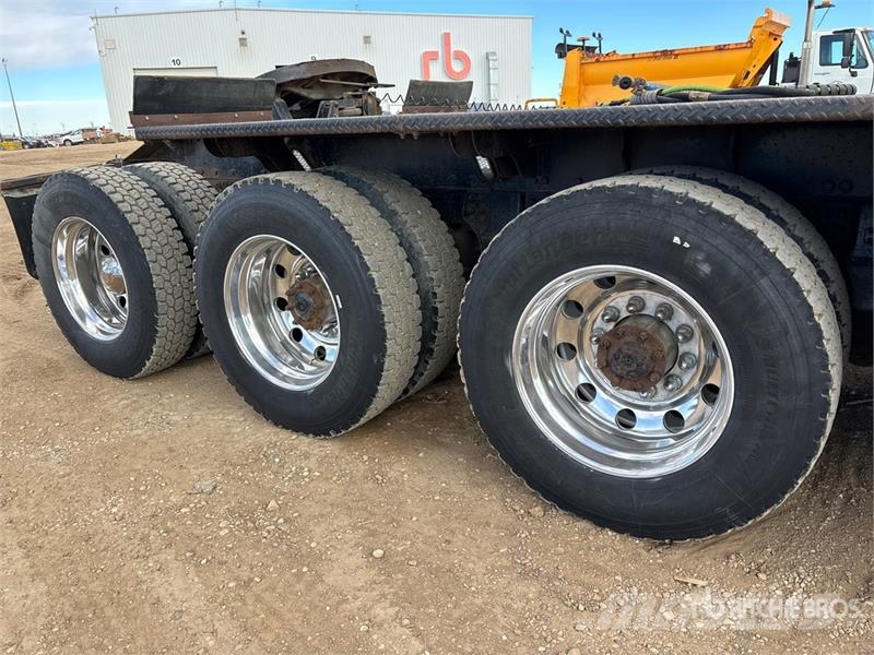 Kenworth T800 8x6 Sleeper Winch Truck 救援车