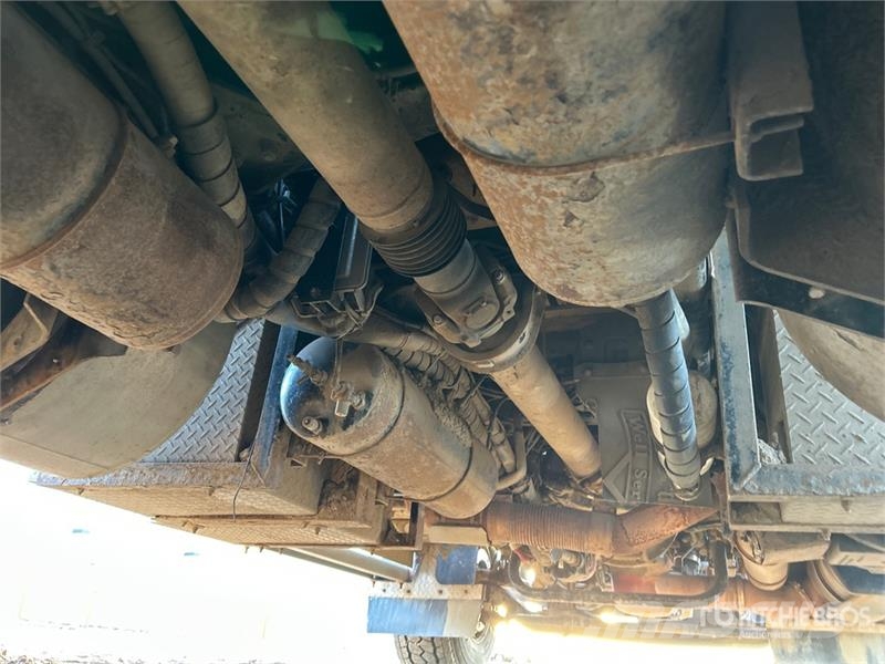 Kenworth T800 8x6 Sleeper Winch Truck Sleepwagens