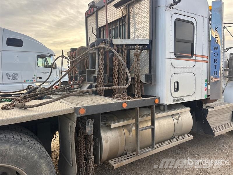 Kenworth T800 8x6 Sleeper Winch Truck 救援車