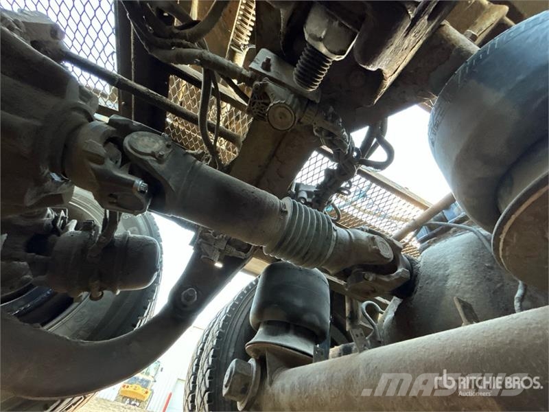 Kenworth T800 8x6 Sleeper Winch Truck Sleepwagens