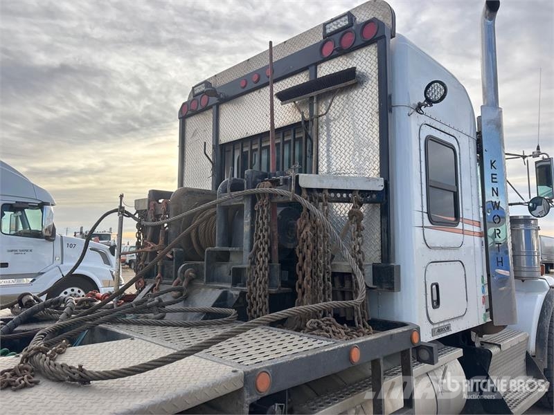 Kenworth T800 8x6 Sleeper Winch Truck 救援車