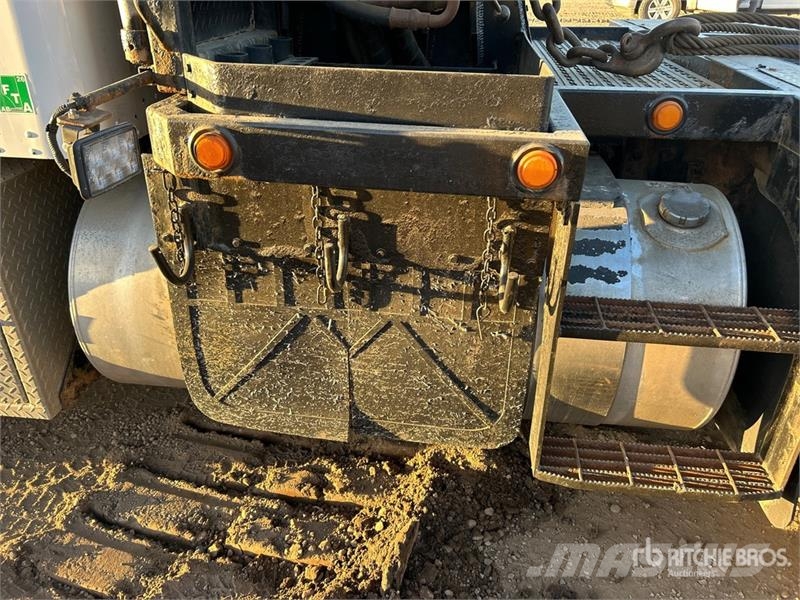 Kenworth T800 8x6 Sleeper Winch Truck Sleepwagens