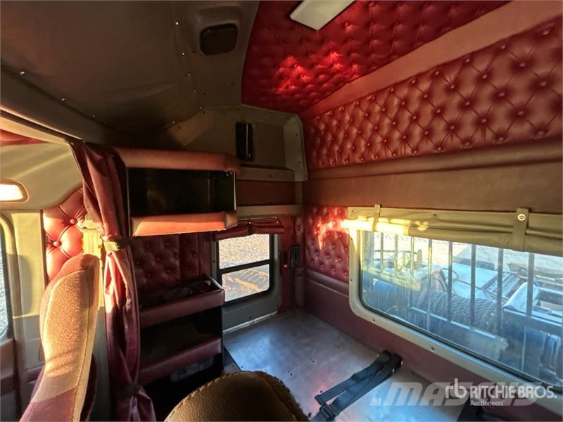 Kenworth T800 8x6 Sleeper Winch Truck Sleepwagens