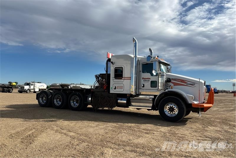 Kenworth T800 8x6 Sleeper Winch Truck 救援车