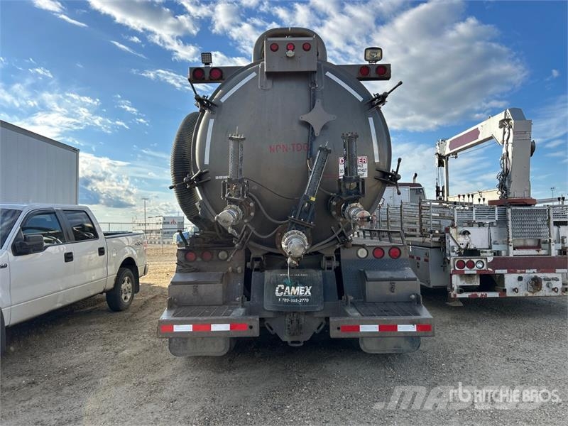 Kenworth T800 8x6 Vacuum Tanker Truck Kolkenzuigers