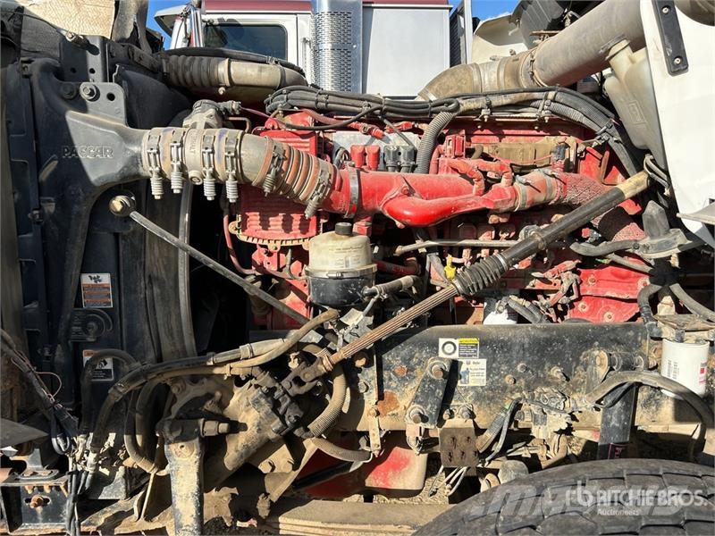 Kenworth T800 8x6 Vacuum Tanker Truck Kolkenzuigers