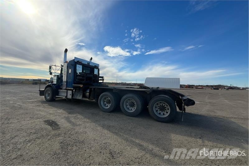 Kenworth T800 8x6 Winch Truck Evakuators ar manipulatoru