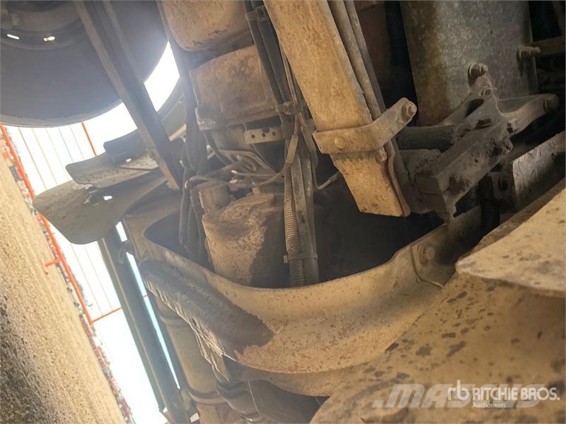 Kenworth T800 8x6 Winch Truck Evakuators ar manipulatoru