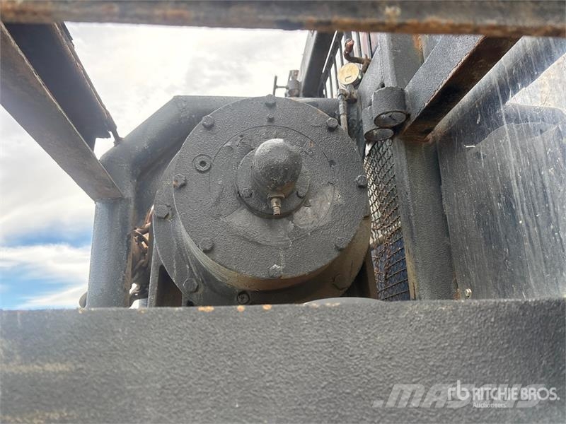 Kenworth T800 8x6 Winch Truck Evakuators ar manipulatoru