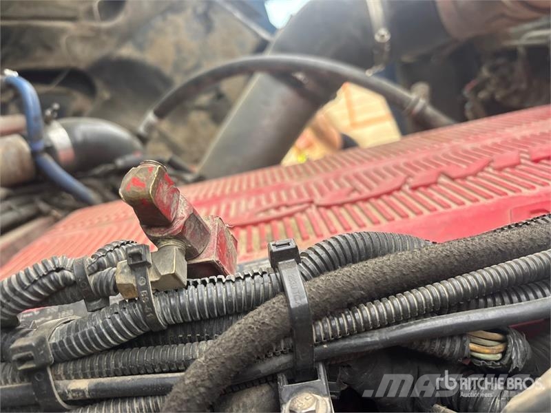 Kenworth T800 8x6 Winch Truck Evakuators ar manipulatoru