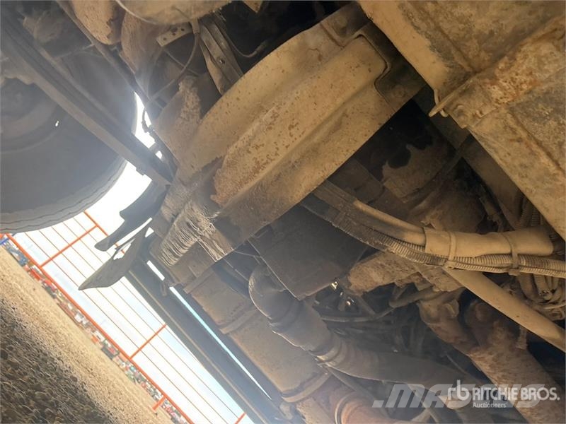 Kenworth T800 8x6 Winch Truck Evakuators ar manipulatoru
