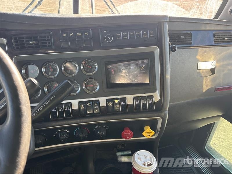 Kenworth T800 8x6 Winch Truck Kurtaricilar