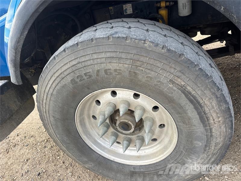 Kenworth T800 8x6 Winch Truck Evakuators ar manipulatoru