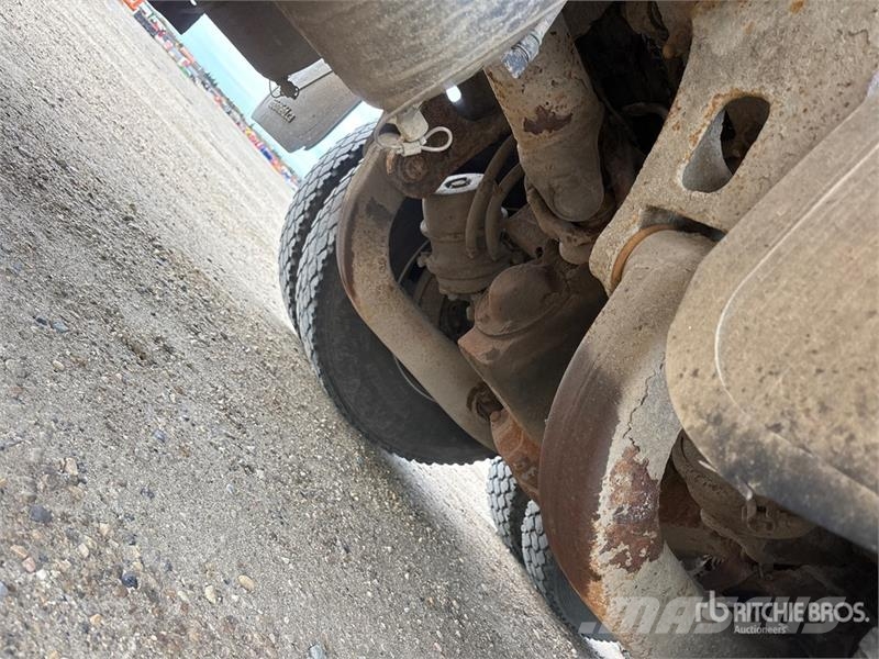 Kenworth T800 8x6 Winch Truck Evakuators ar manipulatoru
