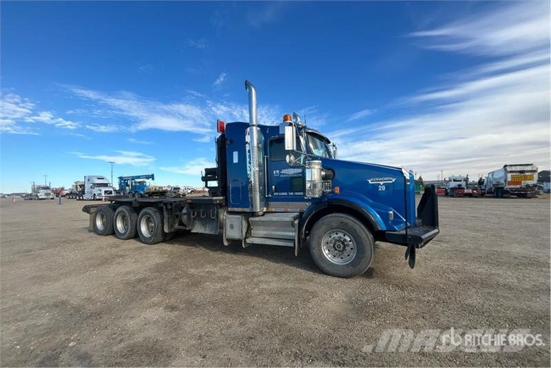 Kenworth T800 8x6 Winch Truck Evakuators ar manipulatoru