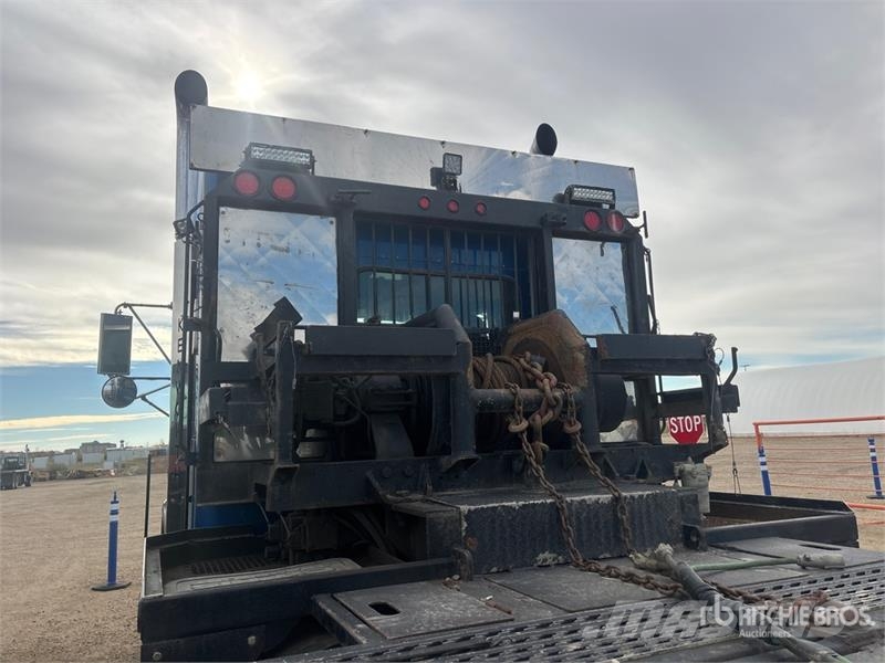 Kenworth T800 8x6 Winch Truck Evakuators ar manipulatoru