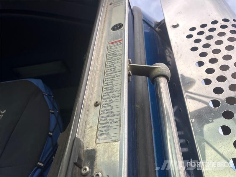 Kenworth T800 8x6 Winch Truck Evakuators ar manipulatoru