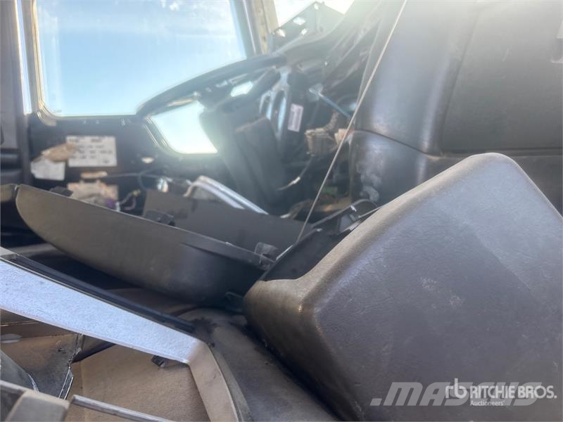 Kenworth T800 Truck Cab Кабины