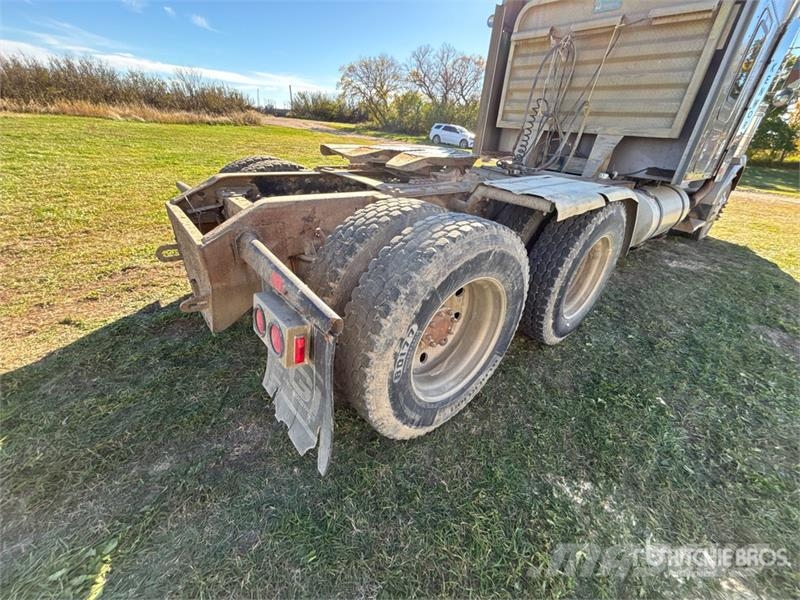 Kenworth T800B وحدات الجر