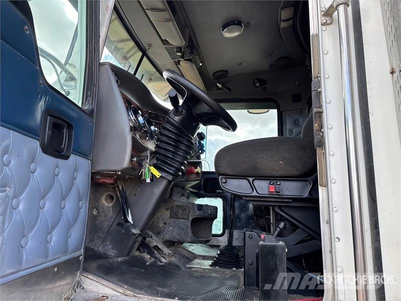Kenworth T800B Vyslobodzovacie vozidlá